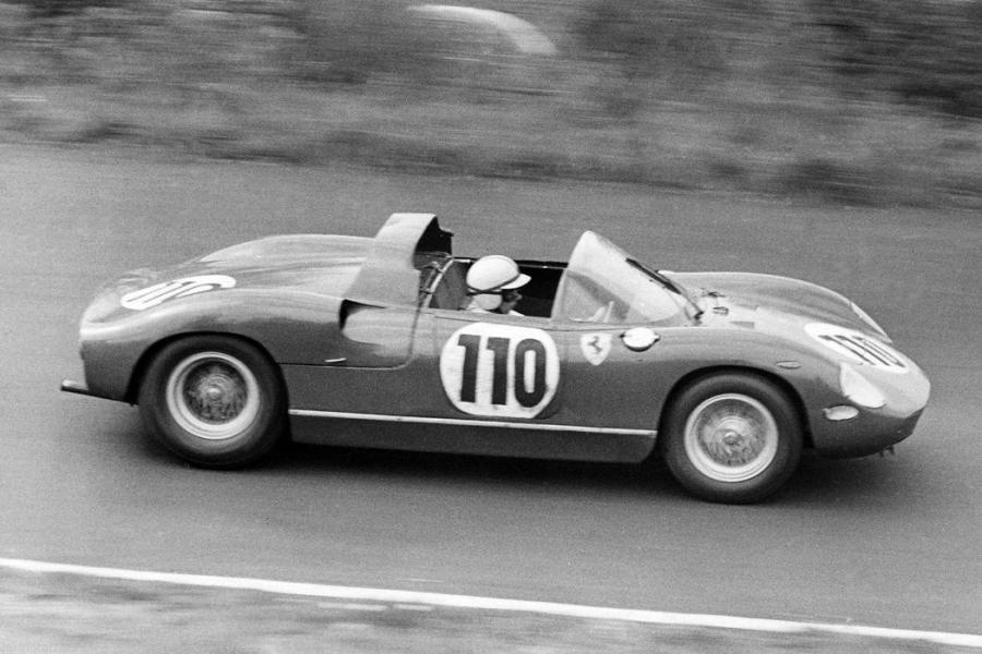  Ferrari 250 P 1963 года  (фото 2 из 5)